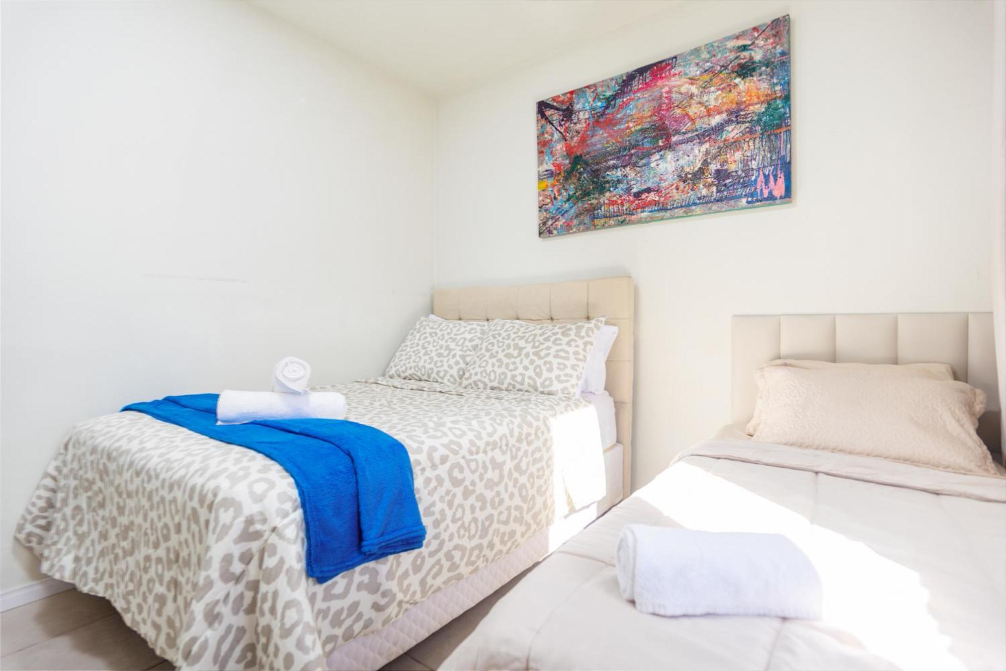 Refugio Tropical Casa De Praia Com Piscina Aquecida E 4 Suites E Garagem 3 Carros, 800 Mtrs Da Praia Internet 700 Mbps, Condominio Privado Com Pista De Skate , Quadra De Futevolei , Campos E Quadras De Futebol! 卡波布里奥 外观 照片